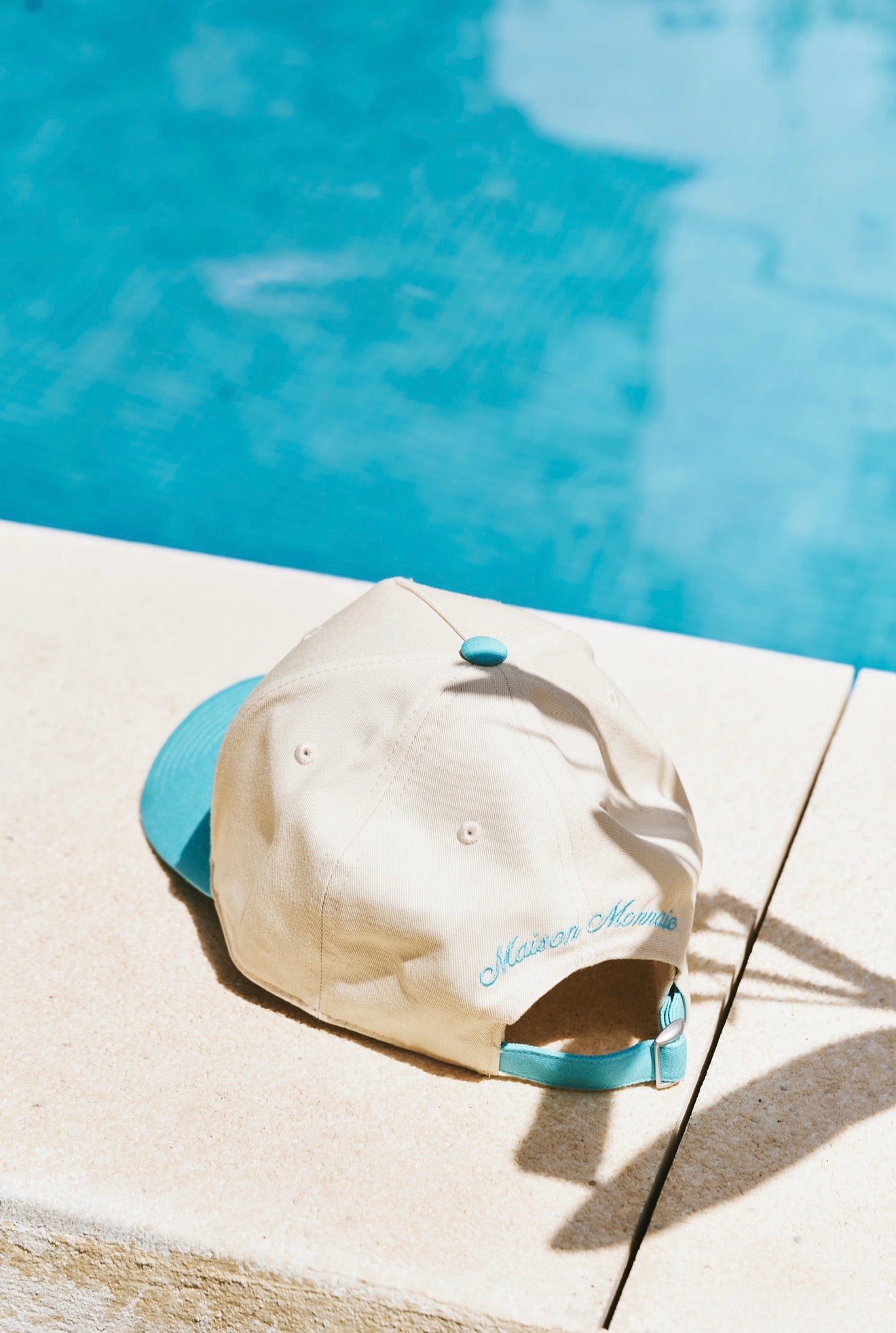 Signature Two-Tone Canvas Cap - Cream & Teal