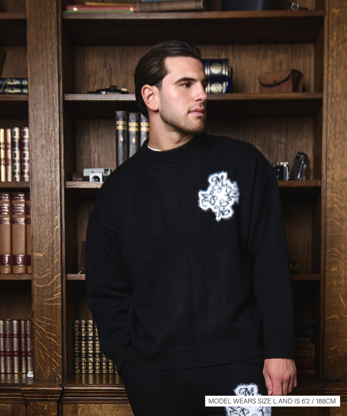 Essential 4M Knitted Sweater - Black