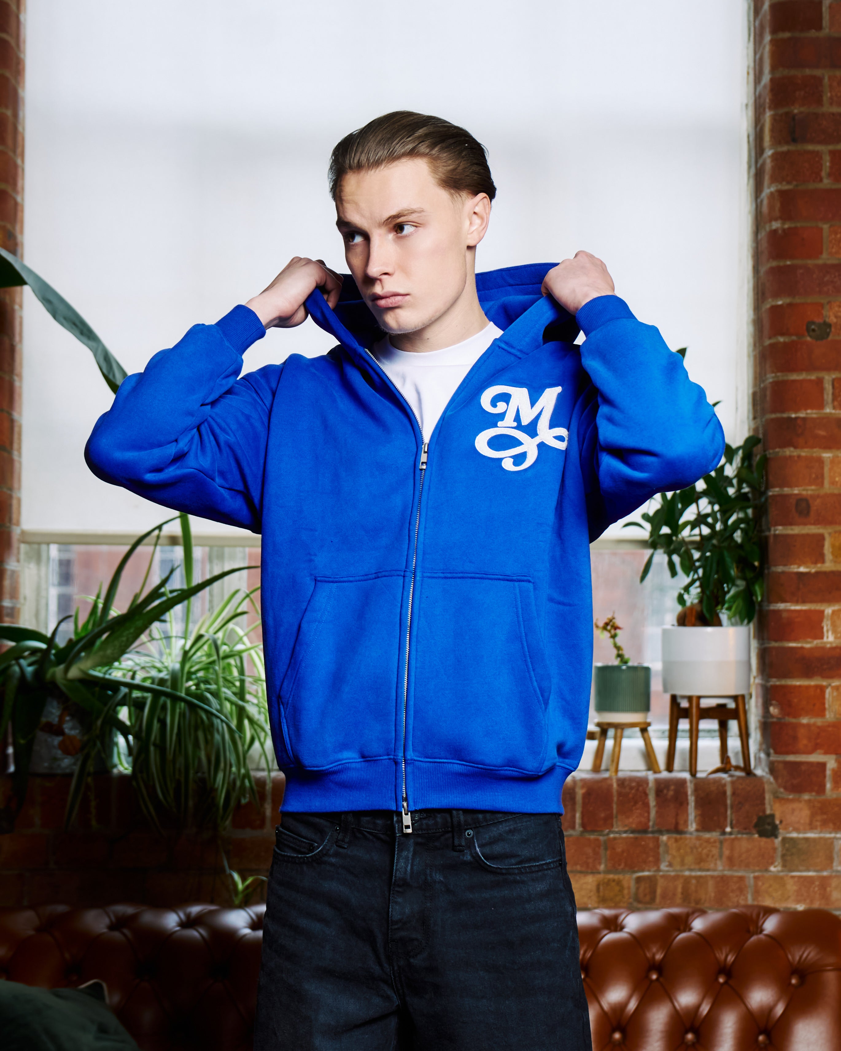 Chenille signature Zip up - Royal blue