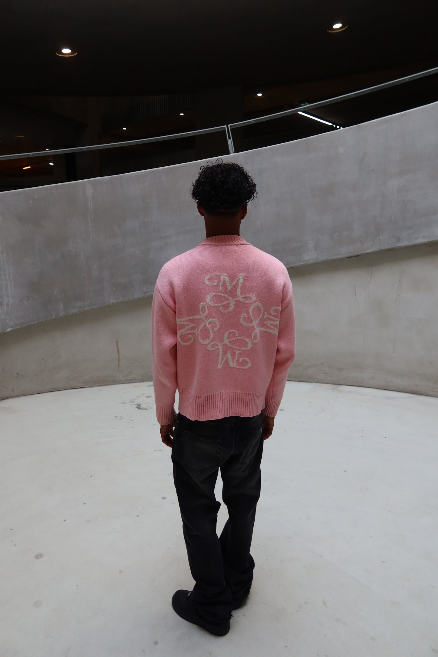 Signature M Sweater - Pink