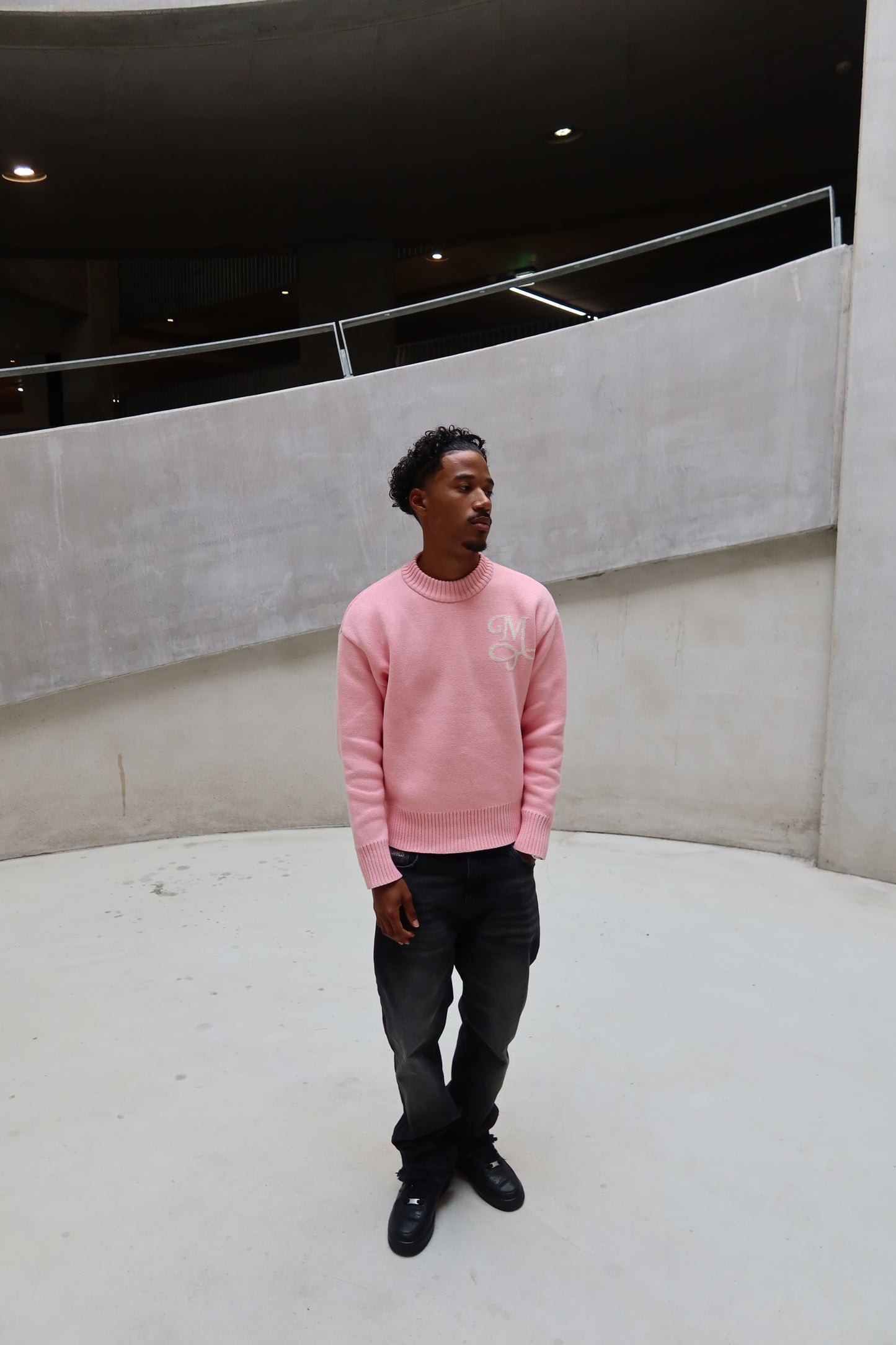 Signature M Sweater - Pink