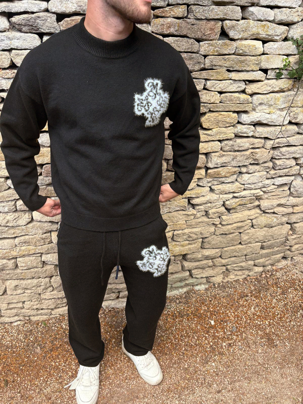 Essential 4M Knitted Joggers - Black