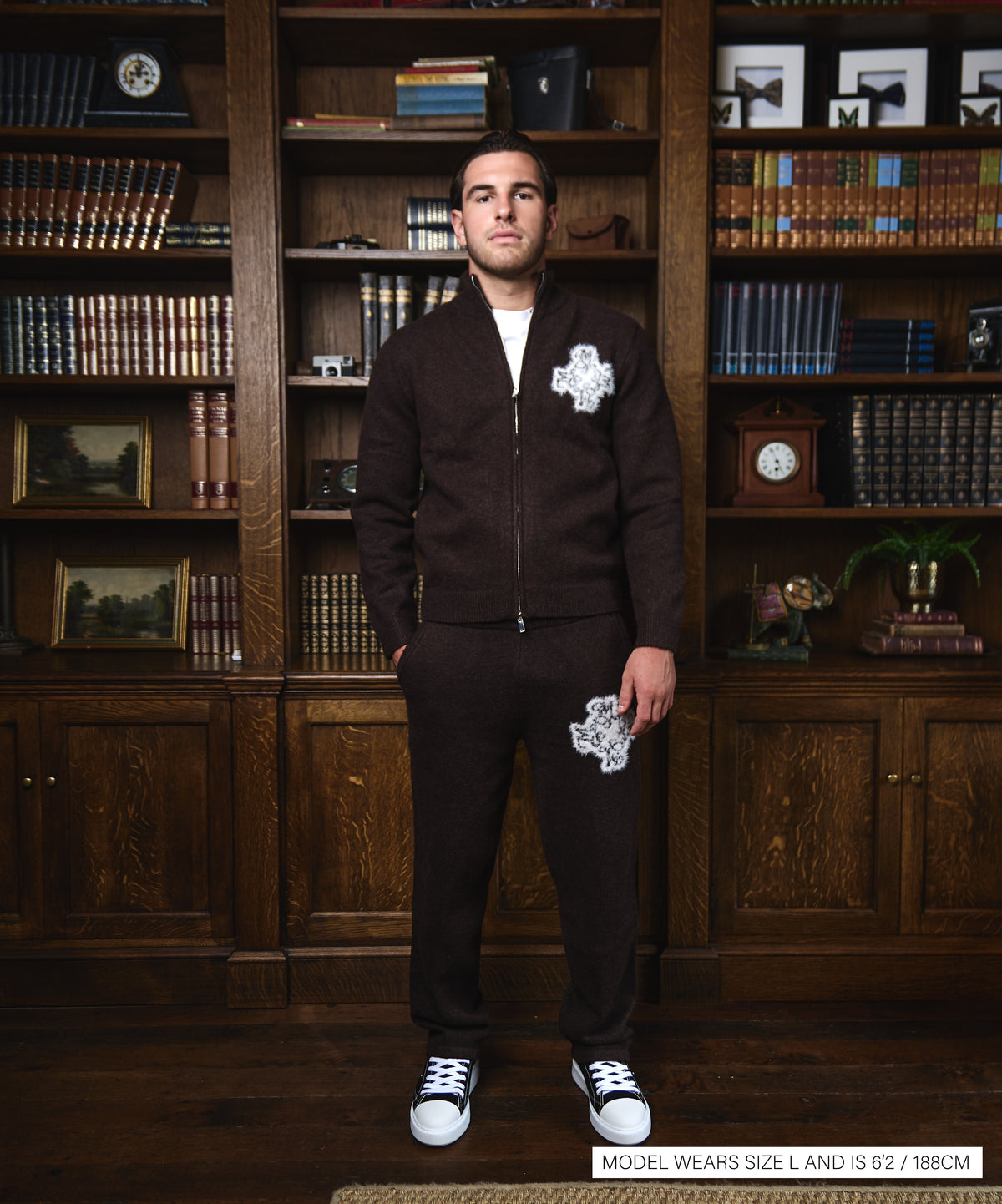 Essential 4M Knitted Joggers - Brown