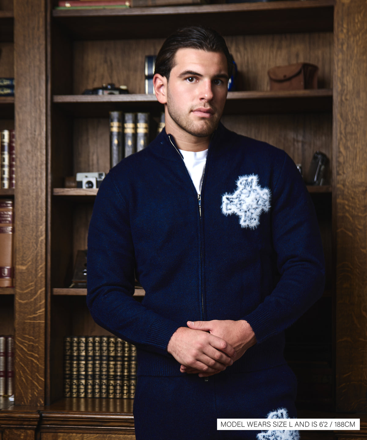 Essential 4M Knitted Zip Up - Navy Blue
