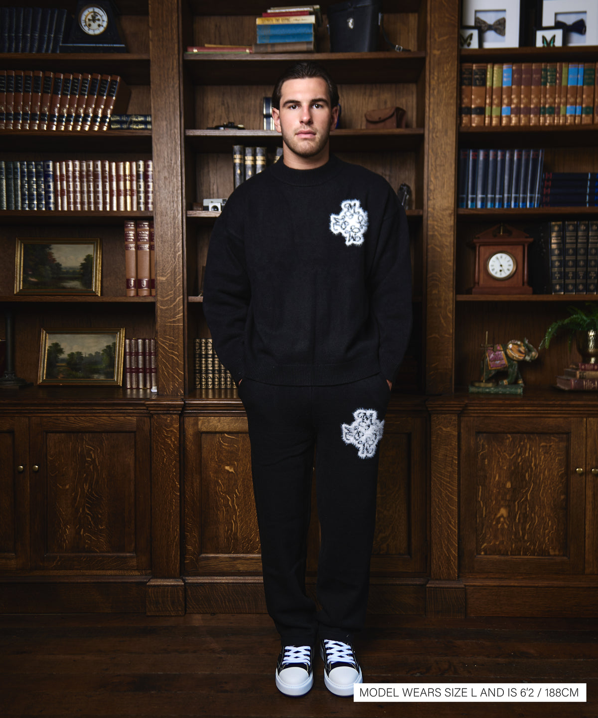 Essential 4M Knitted Sweater - Black